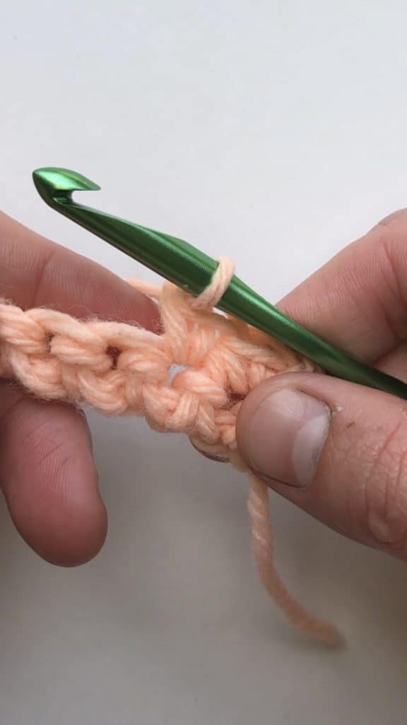 How to crochet a single crochet stitch 8