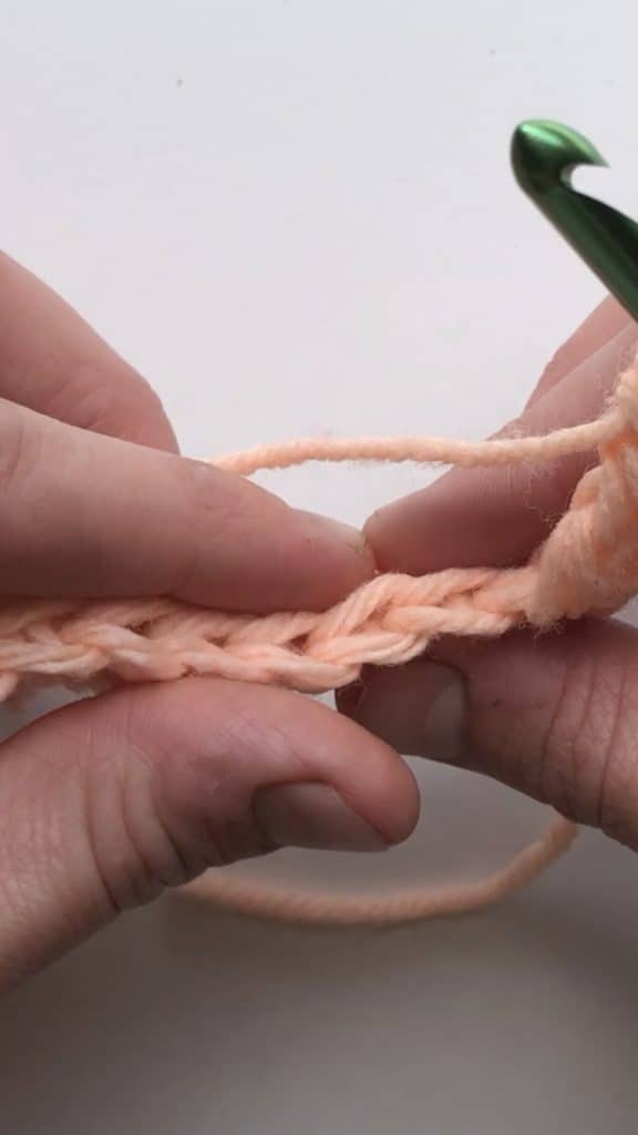 how to crochet the treble stitch tr , double treble stitch dtr, triple treble stitch trtr, and the quadruple treble stitch qtr