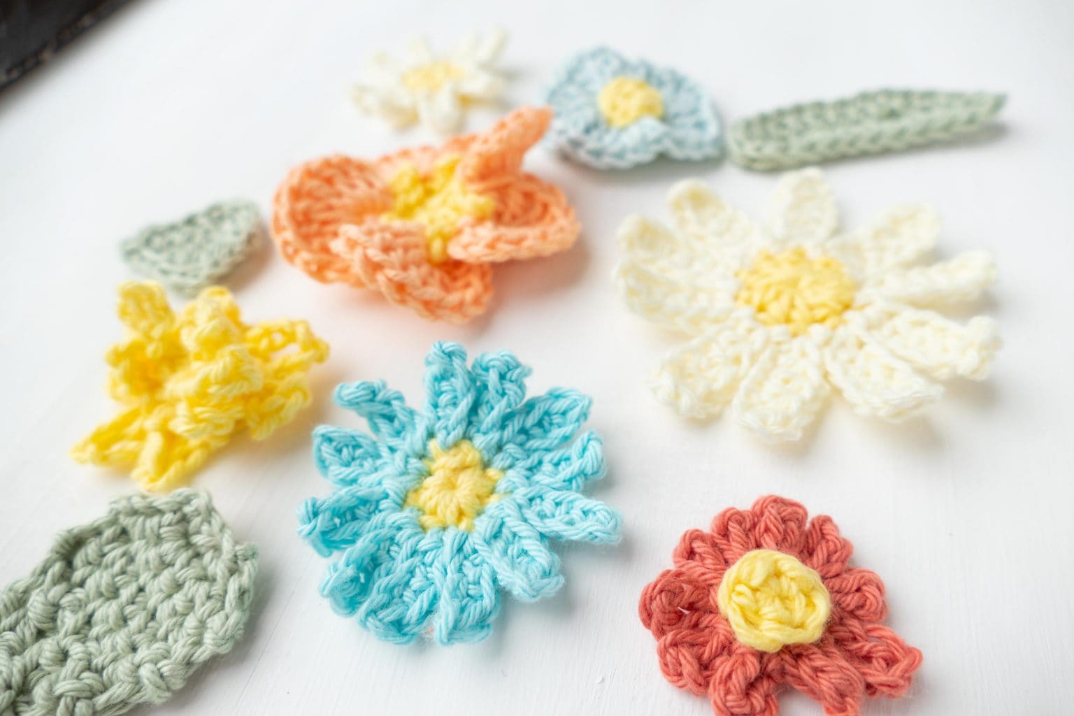 Super Quick Crochet Flower Free Pattern and Video Tutorial Amelia Makes